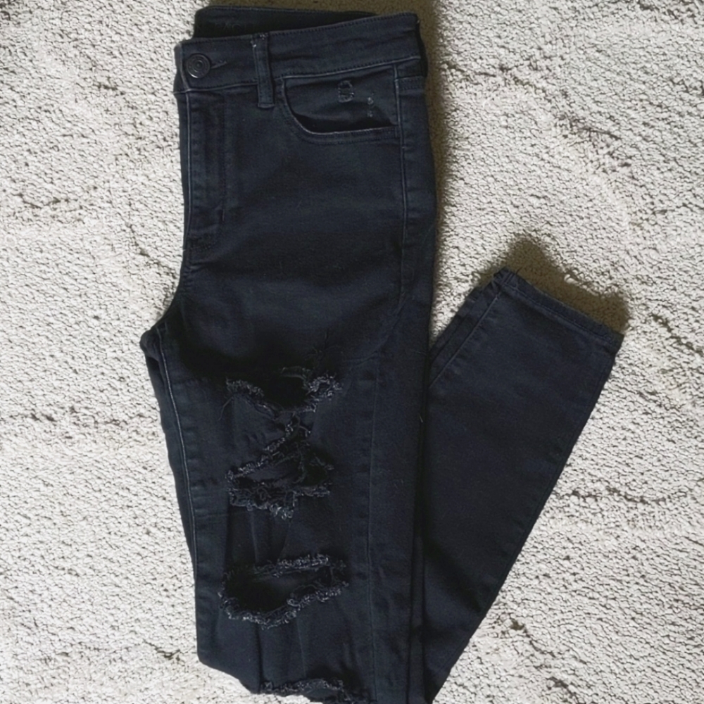 Next level stretch distressed high rise jegging